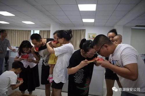 吃瓜群众的年纪,不同年龄段吃瓜群众的趣味解读